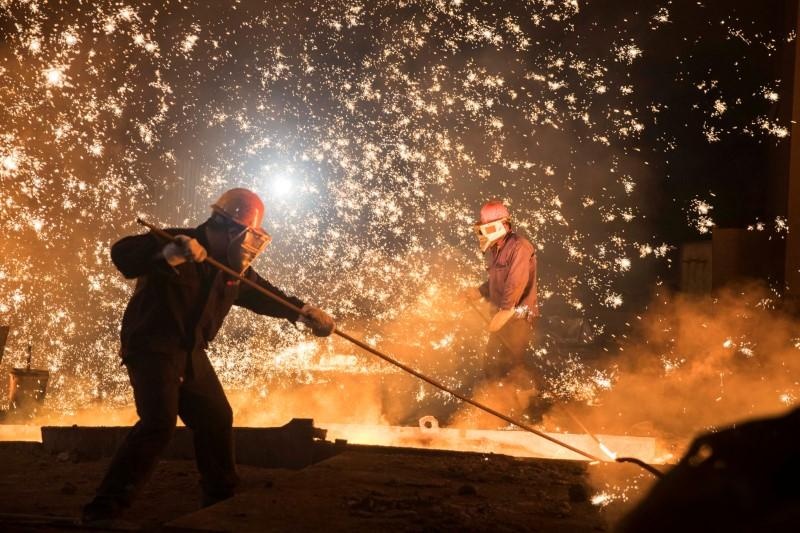 Thông báo sản lượng thép kỷ lục của Trung Quốc tiếp tục đẩy giá quặng sắt lên cao